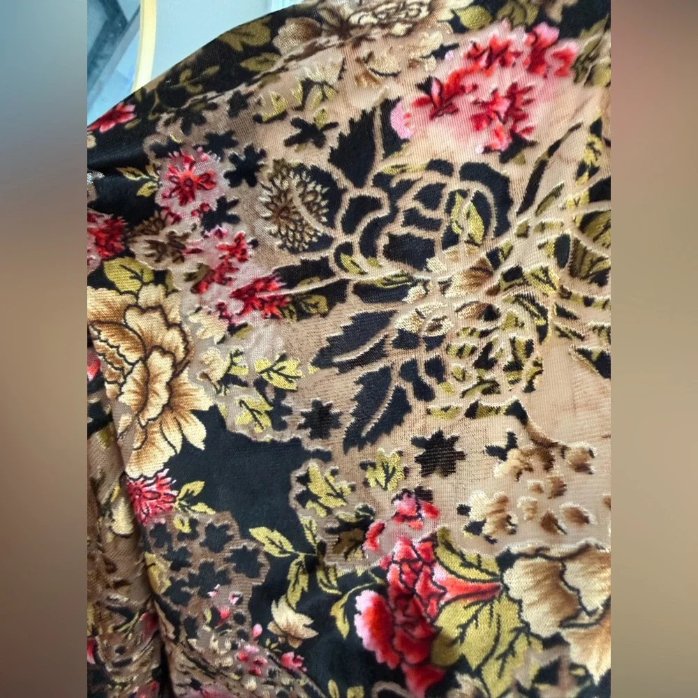 Mauve Beautiful Burnout Velvet Floral Fringe Women's Kimono - Picture 6 of 11